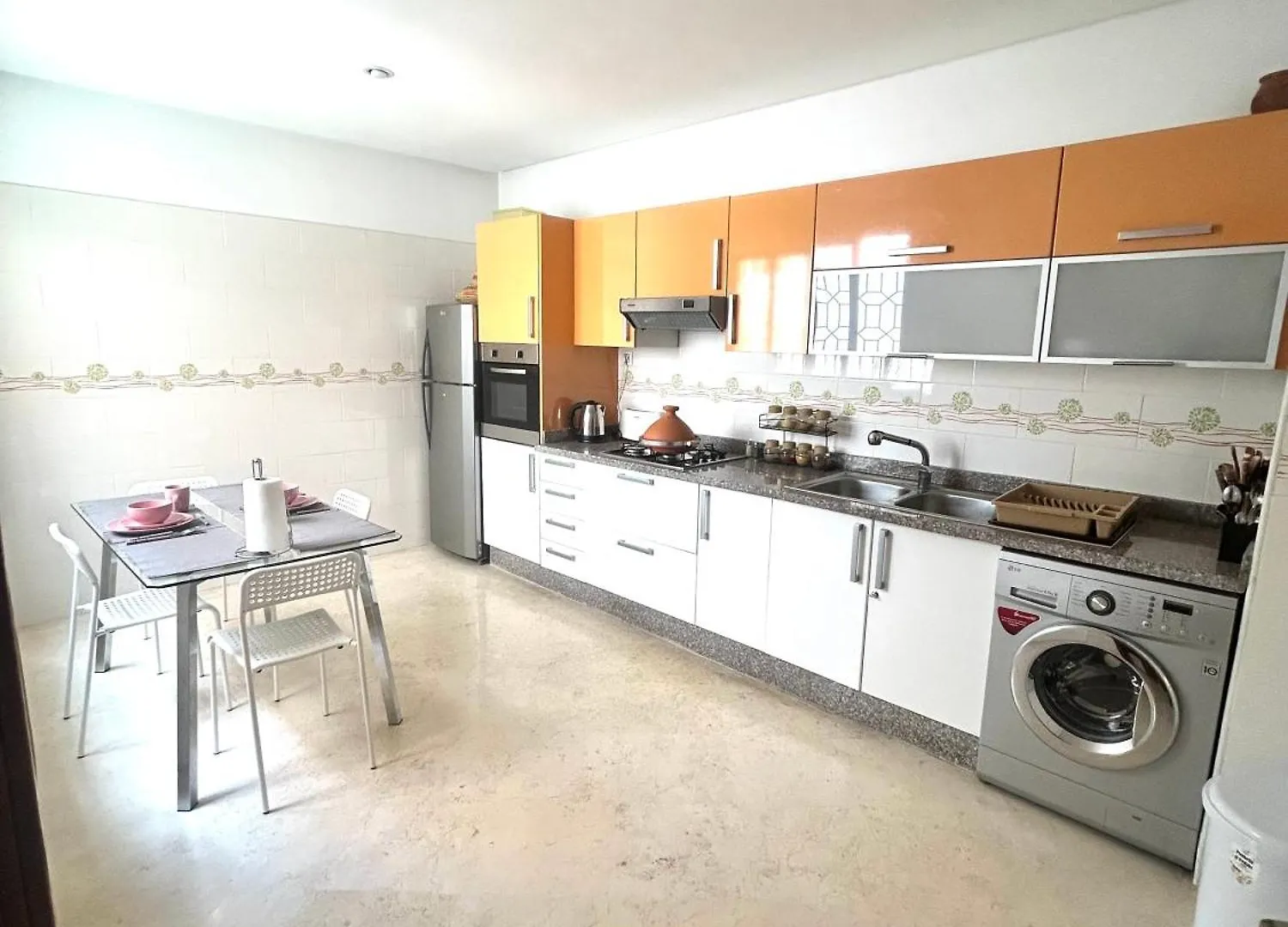 Bel Appart, Tres Bien Situe, Avec Piscine, Wifi, Clim, Parking Marakeş Fas