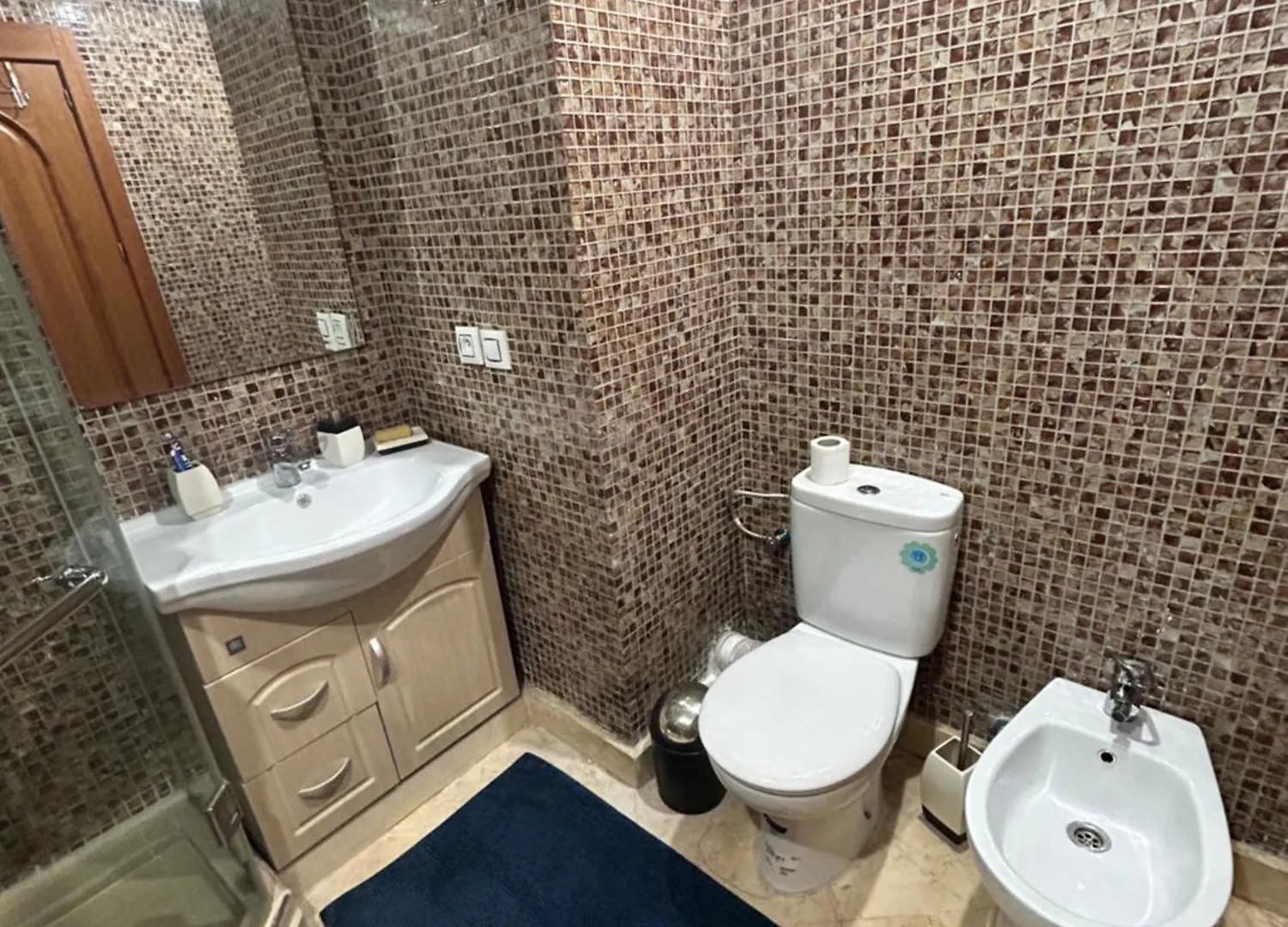 Bel Appart, Tres Bien Situe, Avec Piscine, Wifi, Clim, Parking Marakeş